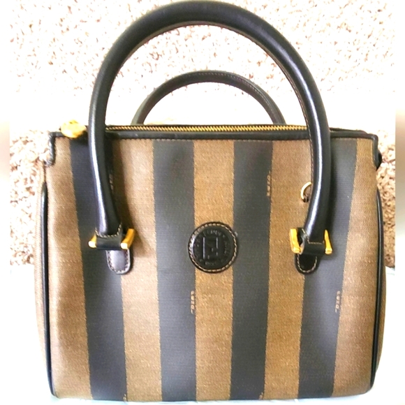 Fendi Handbags - FENDI Vintage ‘Peguin’ EUC Satchel that can convert to Cross-Body/Shoulder Bag 🔥